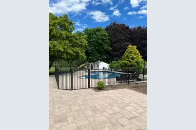 25 Sunny Road, Saint James, NY 11780 - Photo 11