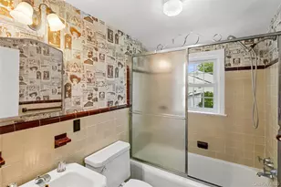 621 Oxford St, Westbury, NY 11590 - Photo 31