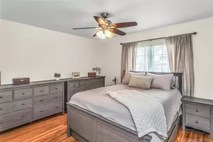 178 Guildford Ct, West Hempstead, NY 11552 - Photo 9