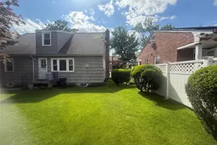27-25 165th St, Flushing, NY 11358 - Photo 29