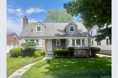2725 165th Street, Flushing, NY 11358 - Photo 1