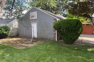 27-25 165th St, Flushing, NY 11358 - Photo 31