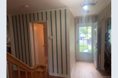 2725 165th Street, Flushing, NY 11358 - Photo 7