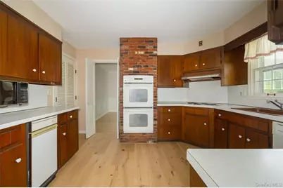 50 Aspinwall Road, Red Hook, NY 12571 - Photo 7