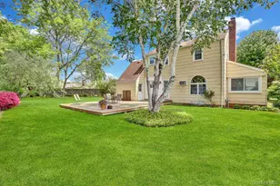5 Newell Rd, Merrick, NY 11566 - Photo 15