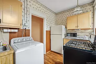 1393 Kearney Ave, Bronx, NY 10465 - Photo 13