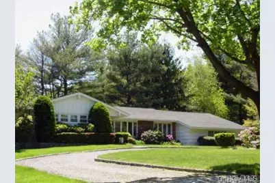 5 Breezy Hill Drive, Northport, NY 11768 - Photo 11