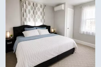 48 Poplar Street, West Hempstead, NY 11552 - Photo 9