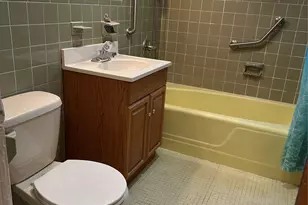 68-20 65th St, Ridgewood, NY 11385 - Photo 5