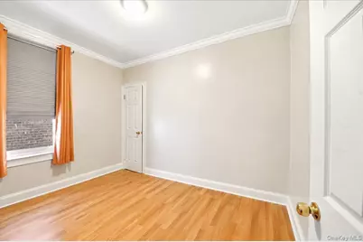9 Hyatt Avenue, Yonkers, NY 10704 - Photo 5