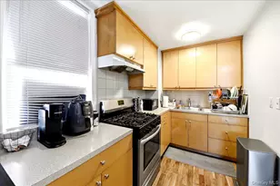 9 Hyatt Ave, Yonkers, NY 10704 - Photo 9