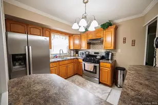 130 Boylston St, Hempstead, NY 11550 - Photo 15