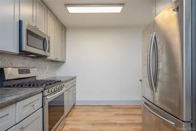 600 Locust Street #5K, Fleetwood, NY 10552 - Photo 15