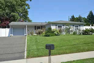 77 South Bicycle Path, Selden, NY 11784 - Photo 3