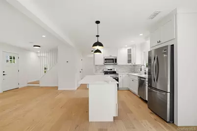 276 Agor Lane, Mahopac, NY 10541 - Photo 5