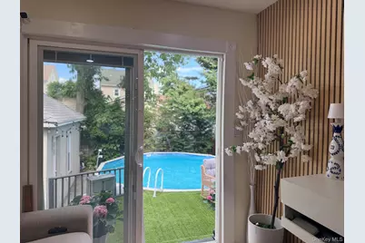 29 Cambridge, Valley Stream, NY 11581 - Photo 17