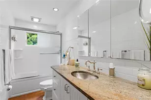 39 Brewster Rd W, Massapequa, NY 11758 - Photo 23