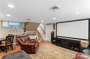39 Brewster Rd W, Massapequa, NY 11758 - Photo 31