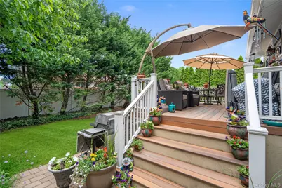 39 Brewster Road W, Massapequa, NY 11758 - Photo 33