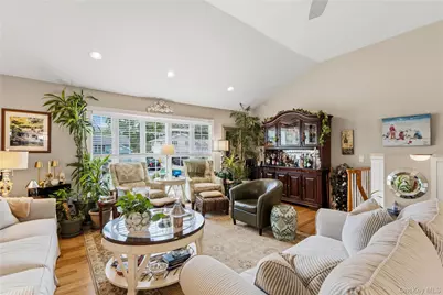 39 Brewster Road W, Massapequa, NY 11758 - Photo 17