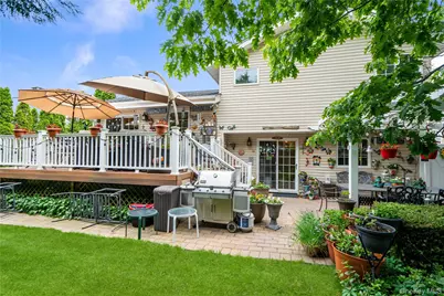 39 Brewster Road W, Massapequa, NY 11758 - Photo 35