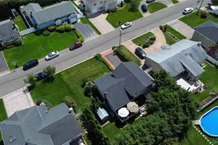 39 Brewster Rd W, Massapequa, NY 11758 - Photo 37
