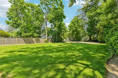 100 Hewlett Neck Road, Hewlett, NY 11598 - Photo 37