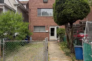 909 Burke Ave, Bronx, NY 10469 - Photo 1