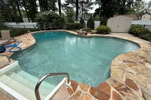5 Blossom St, Dix Hills, NY 11746 - Photo 9
