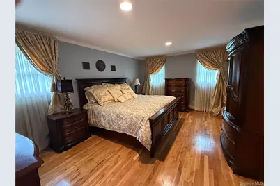 5 Blossom Street, Dix Hills, NY 11746 - Photo 11