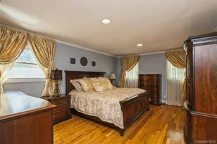 5 Blossom St, Dix Hills, NY 11746 - Photo 23