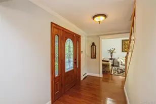 5 Blossom St, Dix Hills, NY 11746 - Photo 13