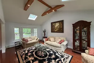 5 Blossom St, Dix Hills, NY 11746 - Photo 3