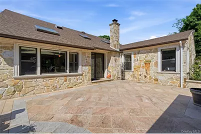 199 Cold Spring Road, Syosset, NY 11791 - Photo 35