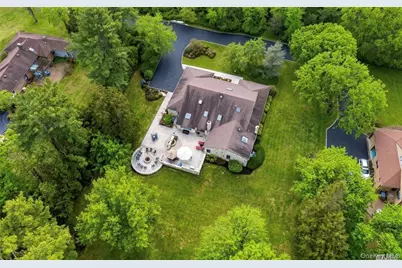 199 Cold Spring Road, Syosset, NY 11791 - Photo 45