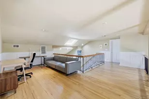 199 Cold Spring Rd, Syosset, NY 11791 - Photo 31