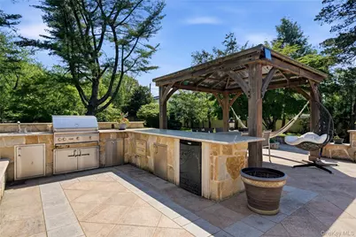 199 Cold Spring Road, Syosset, NY 11791 - Photo 33