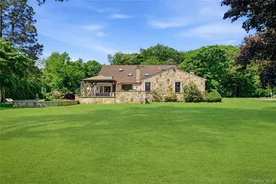 199 Cold Spring Road, Syosset, NY 11791 - Photo 41