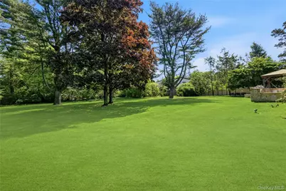 199 Cold Spring Road, Syosset, NY 11791 - Photo 43