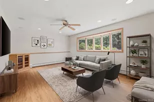 226 Ehrhardt Rd, Pearl River, NY 10965 - Photo 23
