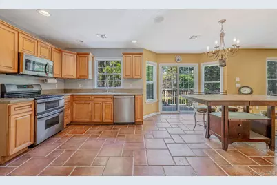 41 N Cozine Road, Manorville, NY 11949 - Photo 19