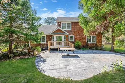 41 N Cozine Road, Manorville, NY 11949 - Photo 5