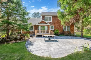 41 N Cozine Rd, Manorville, NY 11949 - Photo 5