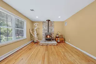 41 N Cozine Rd, Manorville, NY 11949 - Photo 21