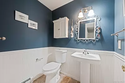 41 N Cozine Road, Manorville, NY 11949 - Photo 33