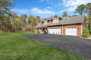 41 N Cozine Rd, Manorville, NY 11949 - Photo 3