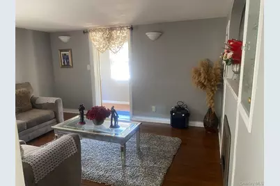 8 Morris Place, Yonkers, NY 10705 - Photo 5