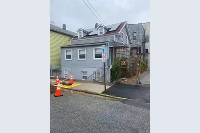 8 Morris Place, Yonkers, NY 10705 - Photo 1