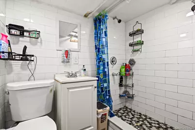9522 112th Street, Richmond Hill, NY 11419 - Photo 21
