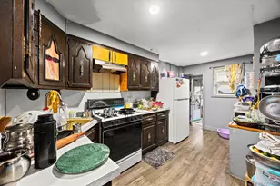 95-22 112th St, Richmond Hill, NY 11419 - Photo 17